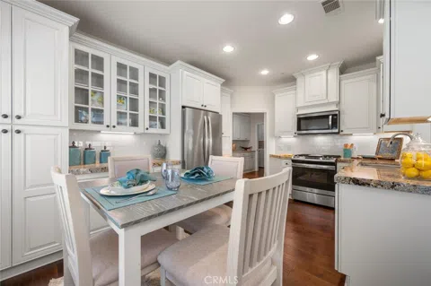 28919 Paseo Caravella