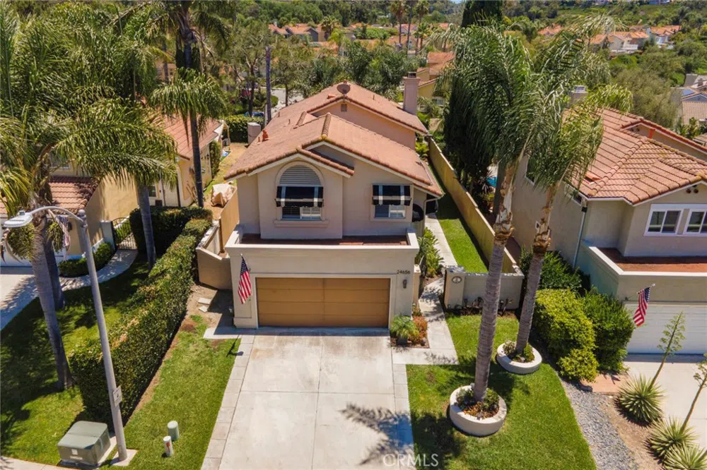 24656 Via Carissa Laguna Niguel, CA 92677