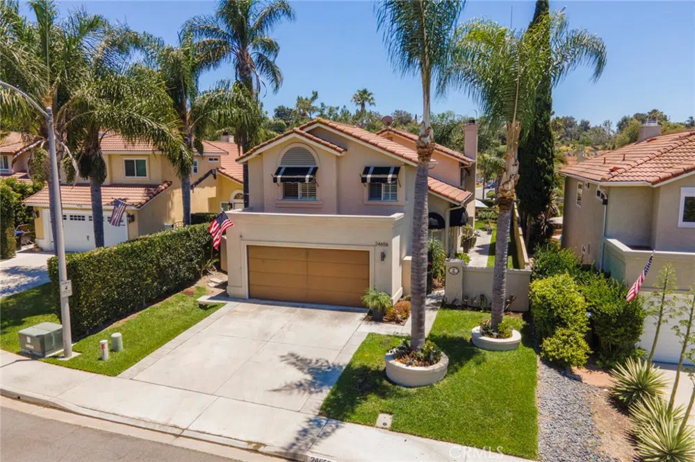 24656 Via Carissa Laguna Niguel, CA 92677