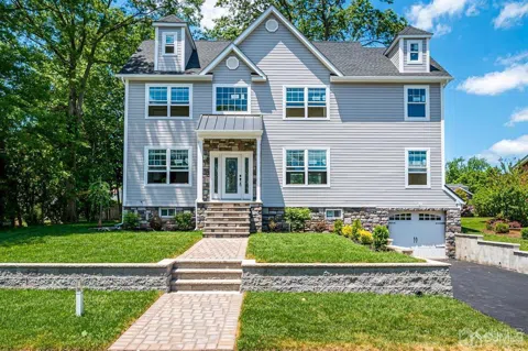 450 Outlook Avenue