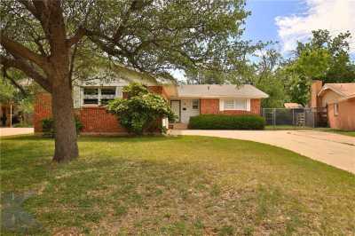 3133 Columbia Drive