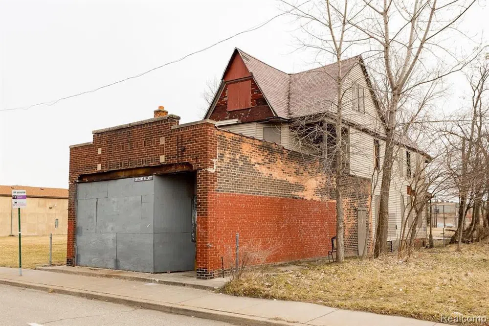 2912 MOUNT ELLIOTT STREET