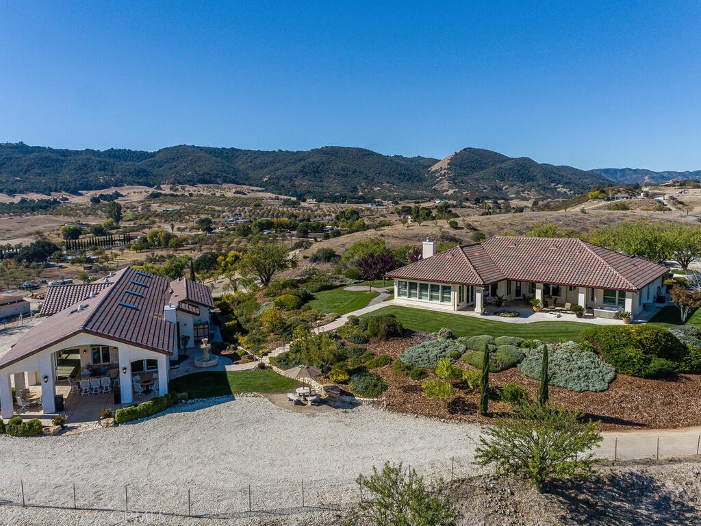 5495 Vista Serrano Way