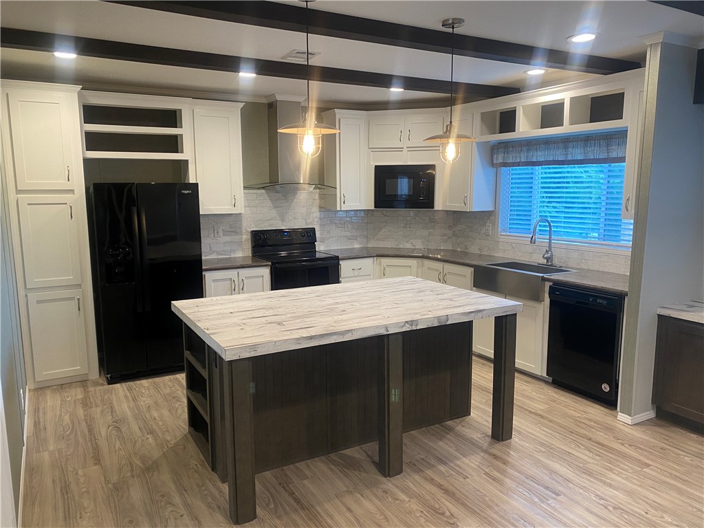 8505 Cedar Springs Circle