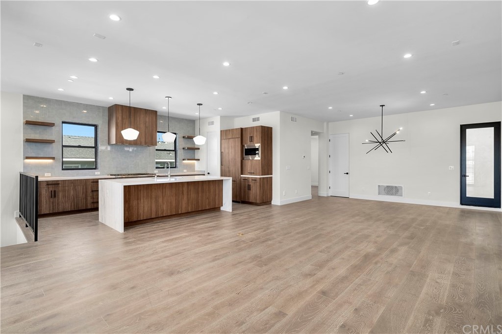 1903 Camino De La Costa #C