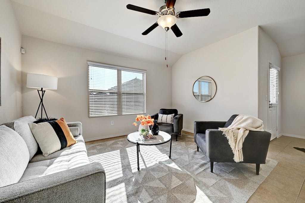 3813 Colorado High Avenue