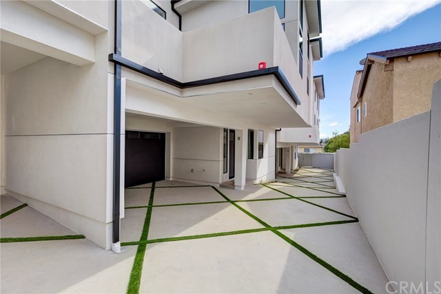 2004 Grant Avenue #B