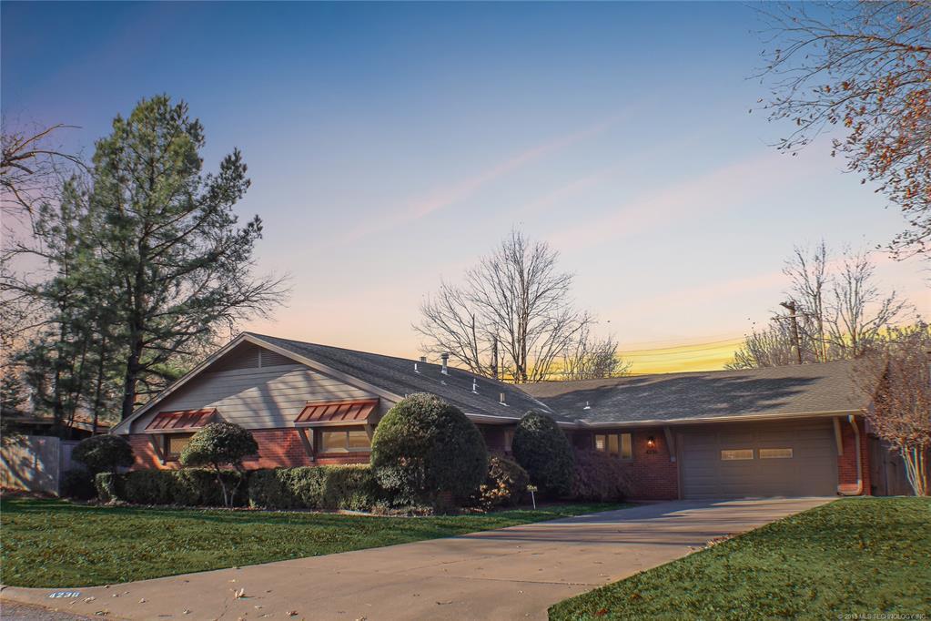 4236 S Sandusky Avenue