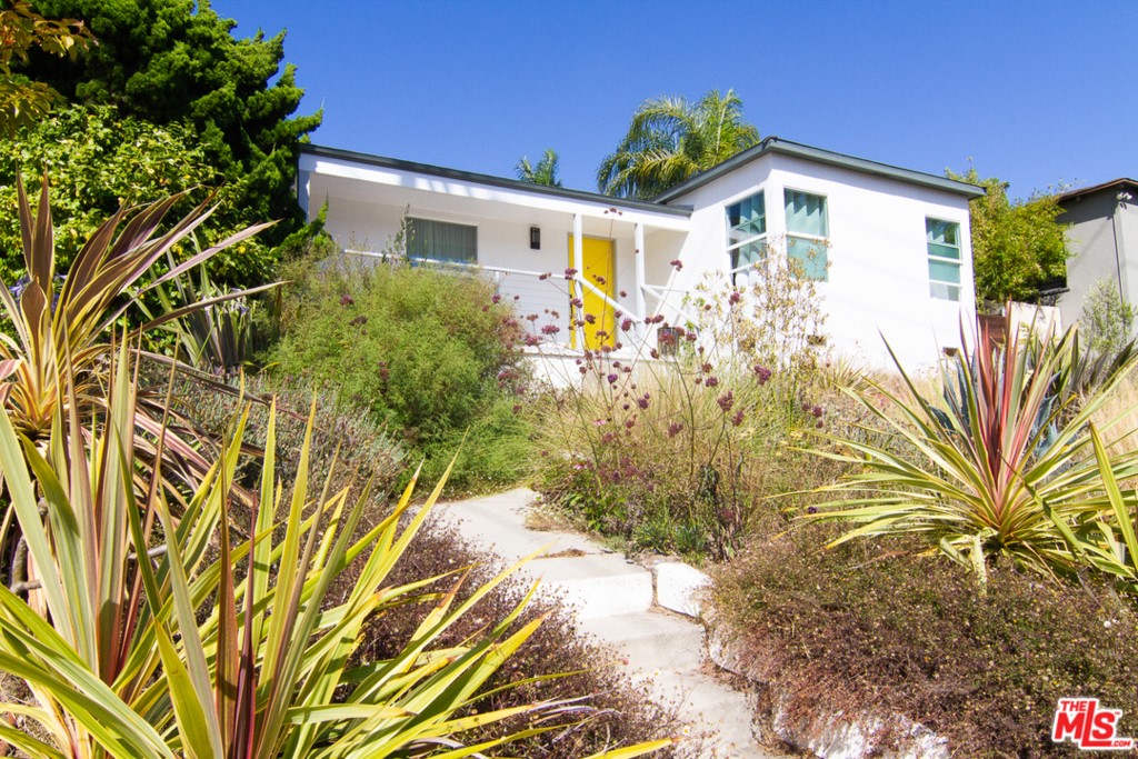 3654 S Stewart Avenue Los Angeles, CA 90066