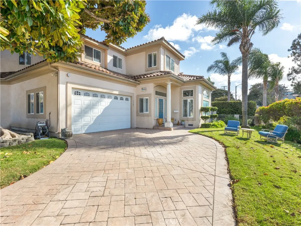 534 S Francisca Avenue Redondo Beach, CA 90277