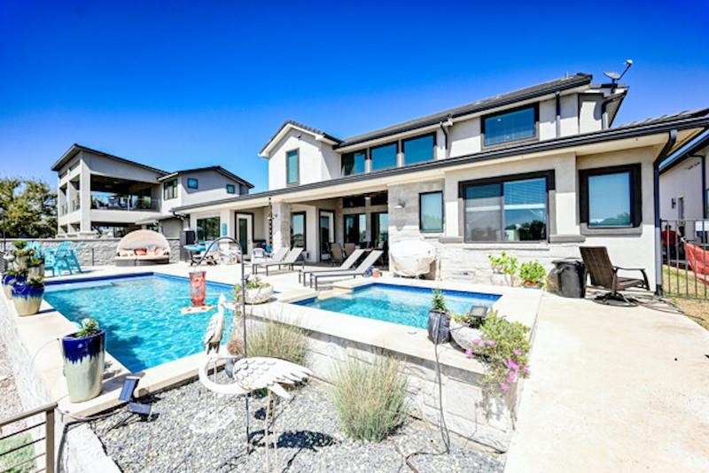 202 CLEARWATER DRIVE