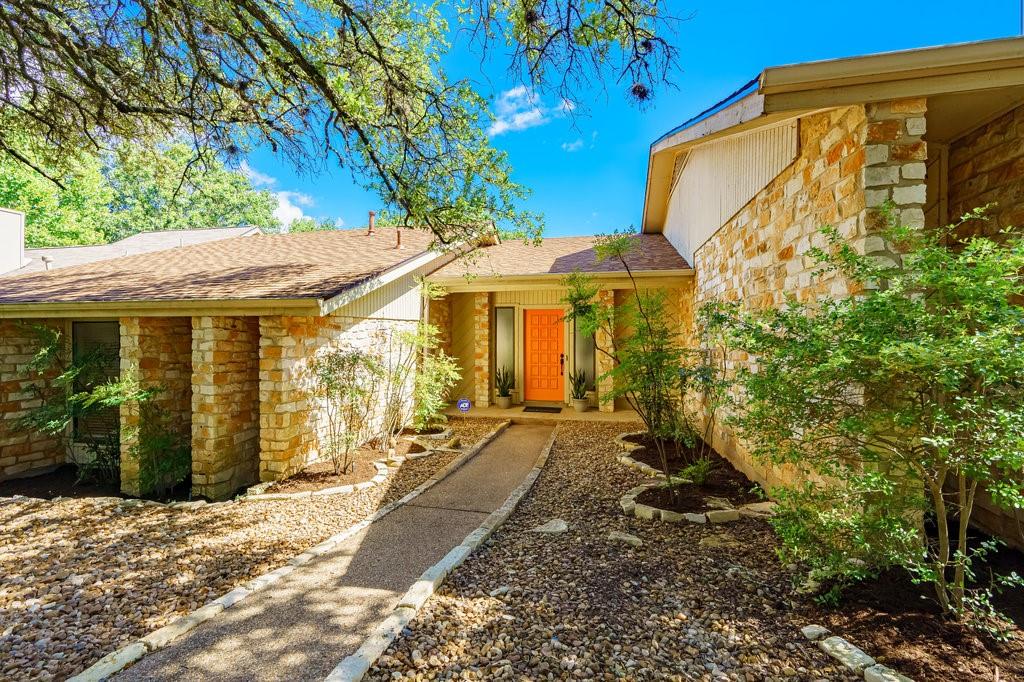 6900 Narrow Oak Trail