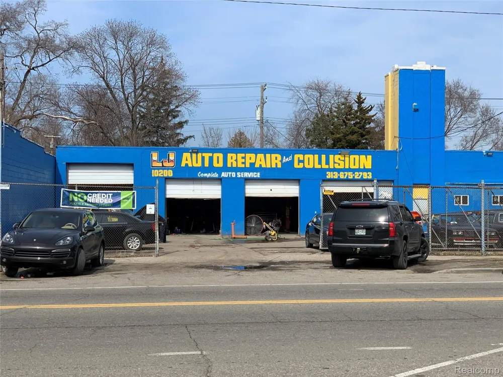10200 WHITTIER STREET Detroit City, MI 48224