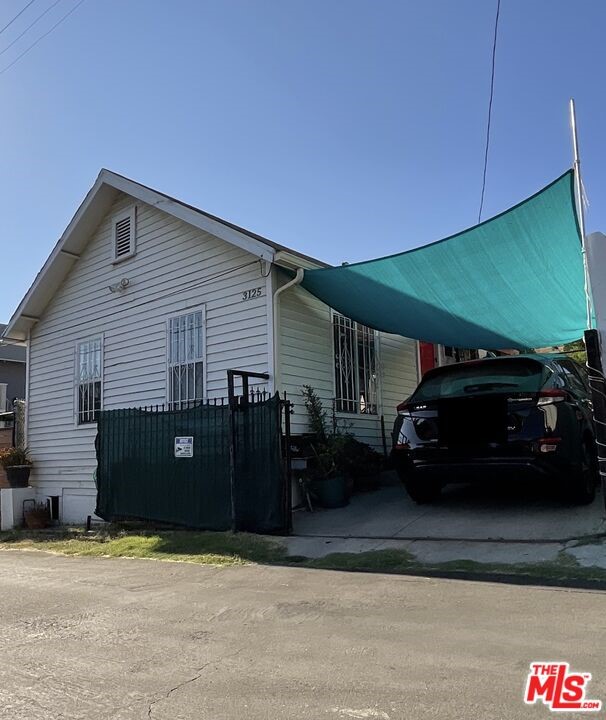 3125 AYLESWORTH PLACE Los Angeles, CA 90031