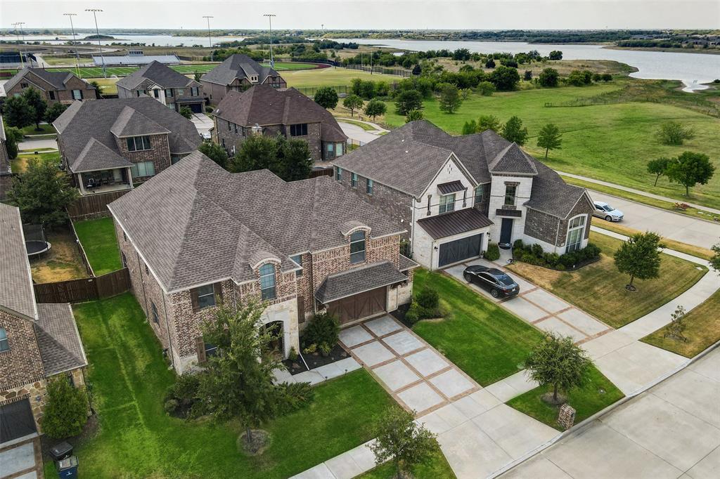 5221 Sylvan Shores Drive