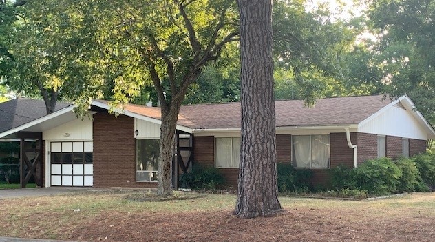 1709 Roosevelt Street