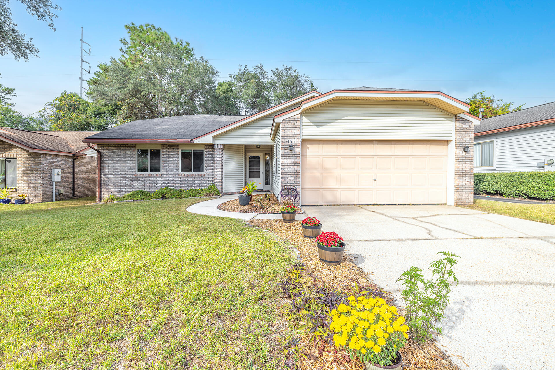 355 Evergreen Avenue