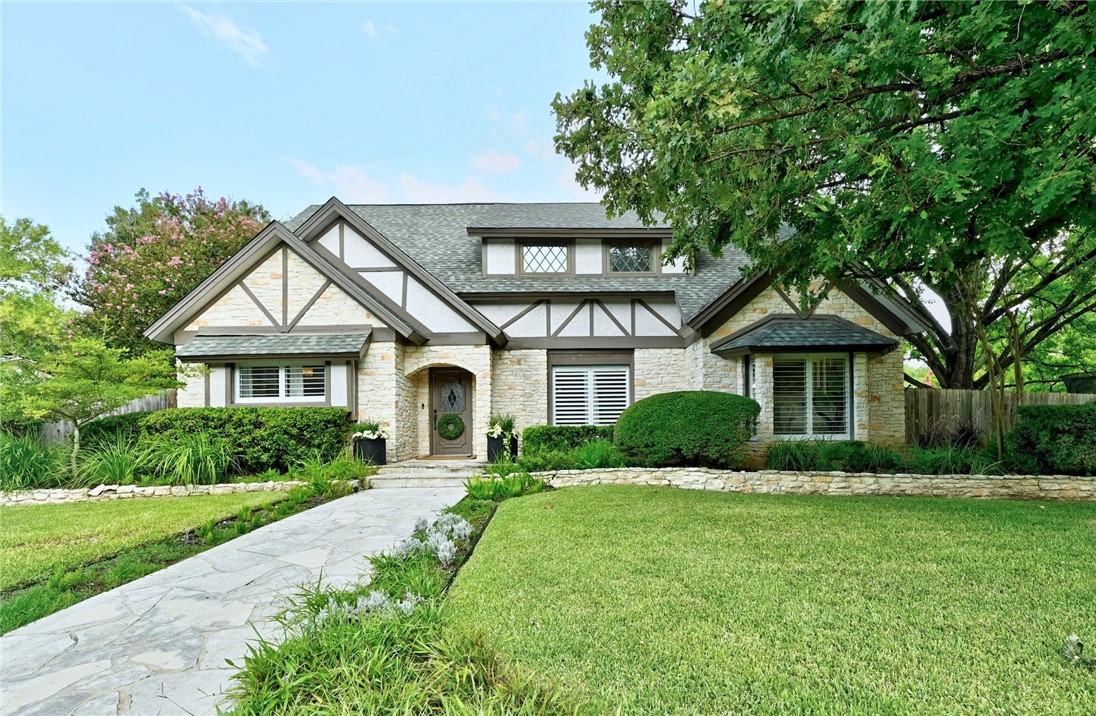10500 Pinehurst Drive