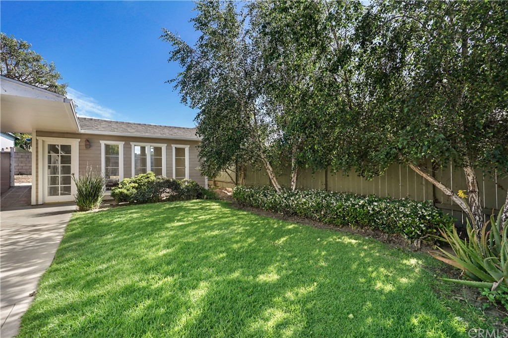320 E Walnut Avenue El Segundo, CA 90245