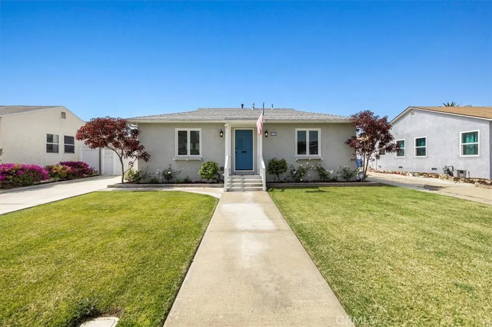 2404 Thomas Avenue Redondo Beach, CA 90278