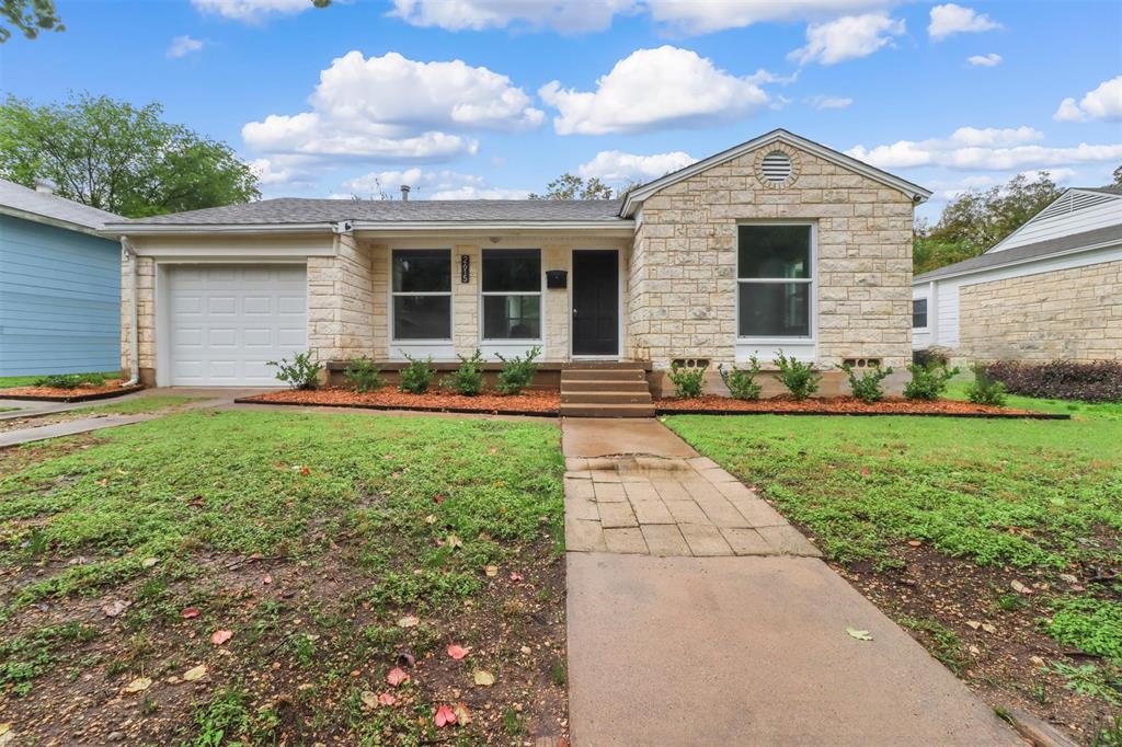 2615 Ivandell Avenue