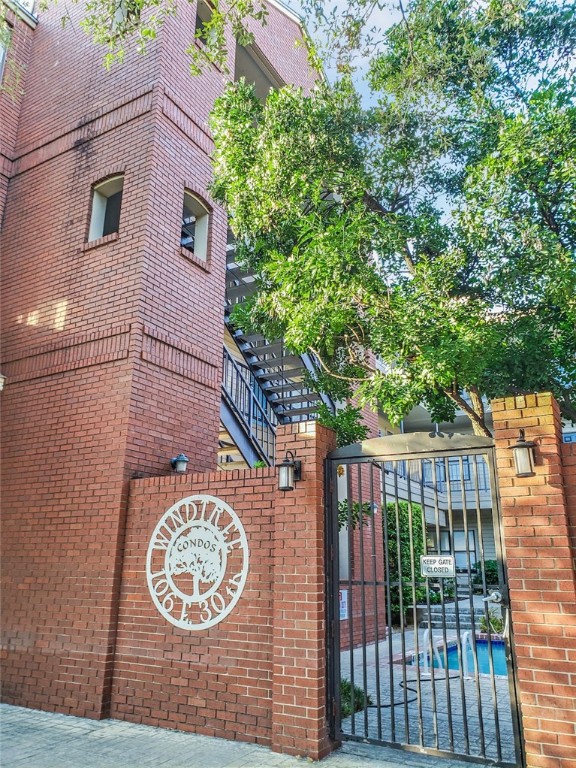 106 E 30th Street #305