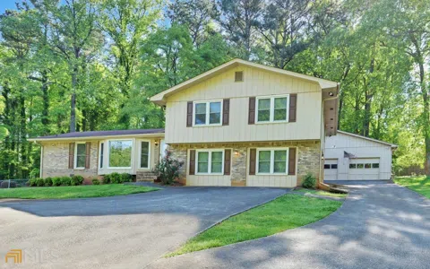 346 SW Chip Road