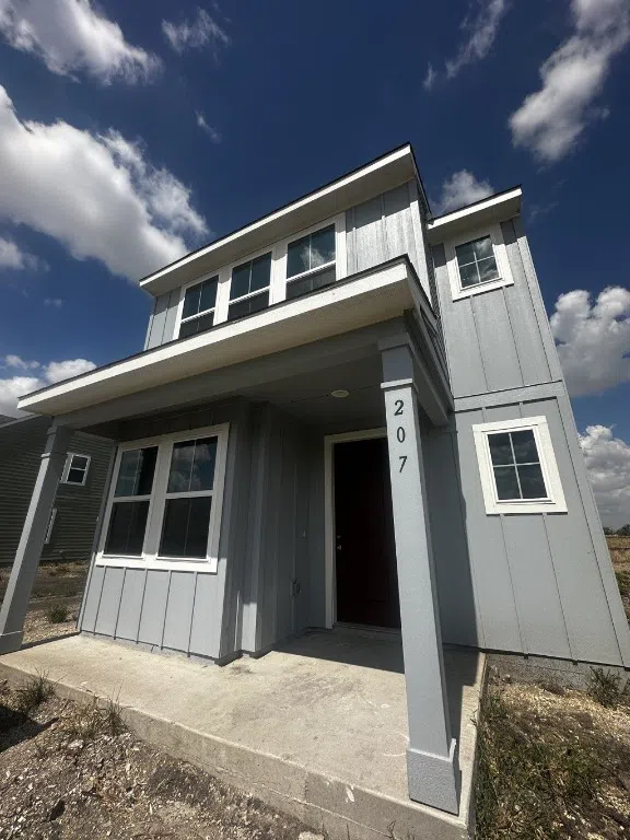 207 Elm Branch Trail