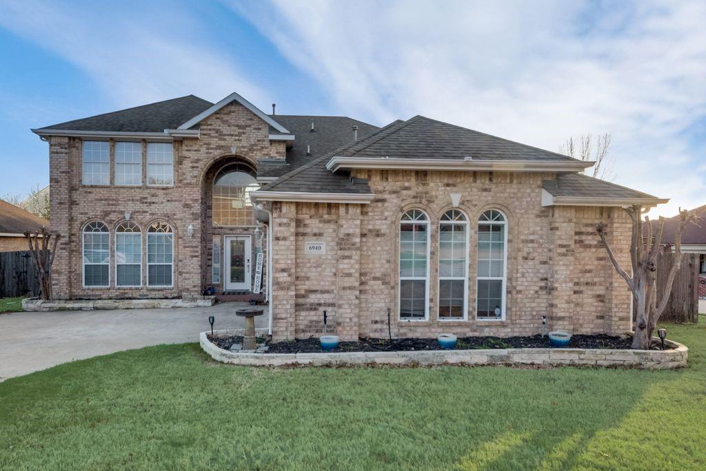 6940 Chapelridge Drive