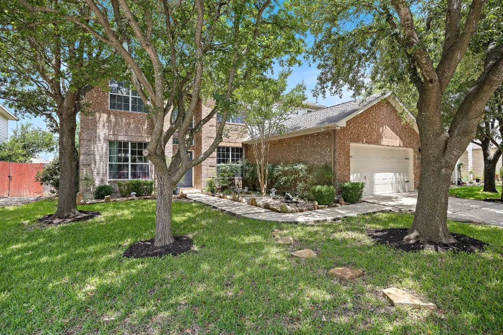 13728 Shadowlawn Trace