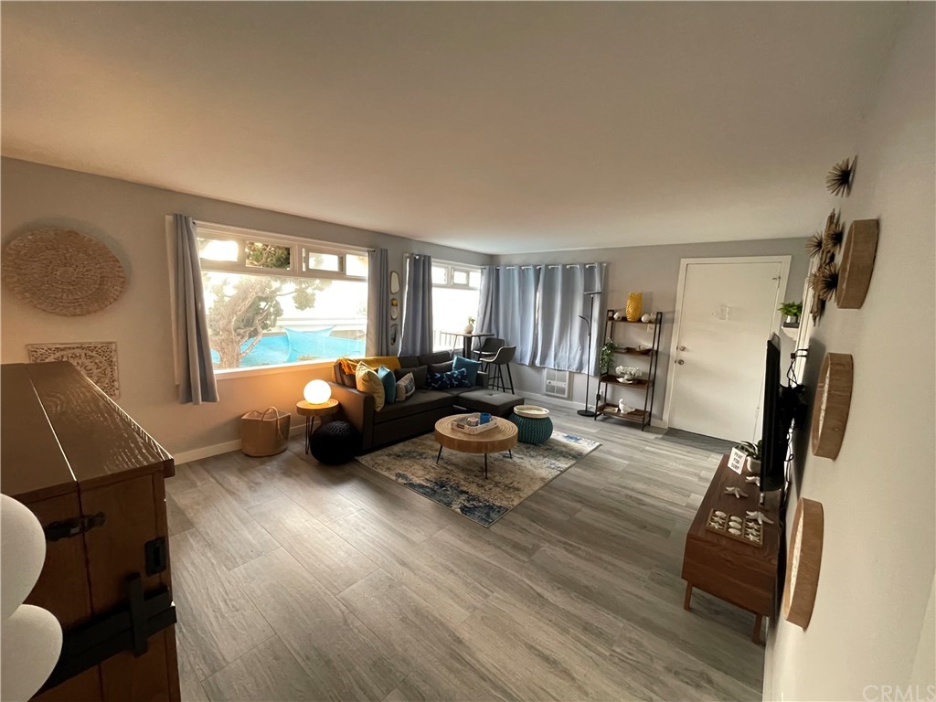 1839 Manhattan Ave #B