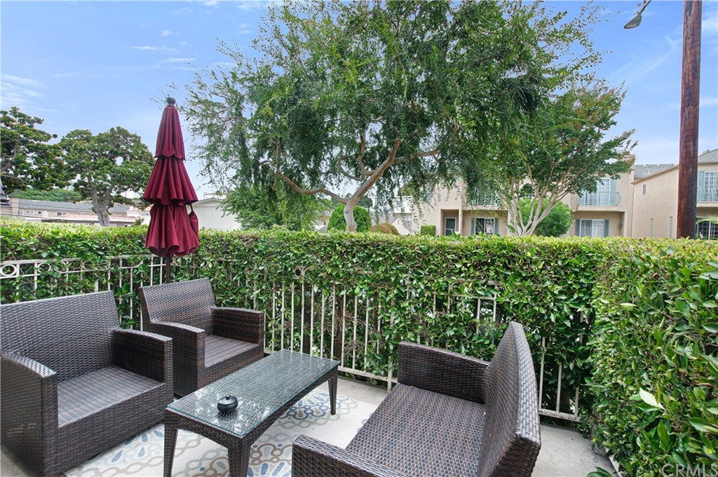 210 Whiting Street #E El Segundo, CA 90245