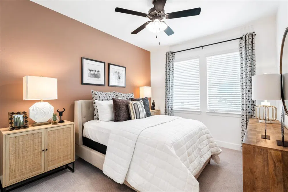 3512 Kingsland Drive