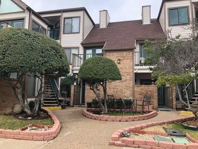 2310 Balsam Drive #B203