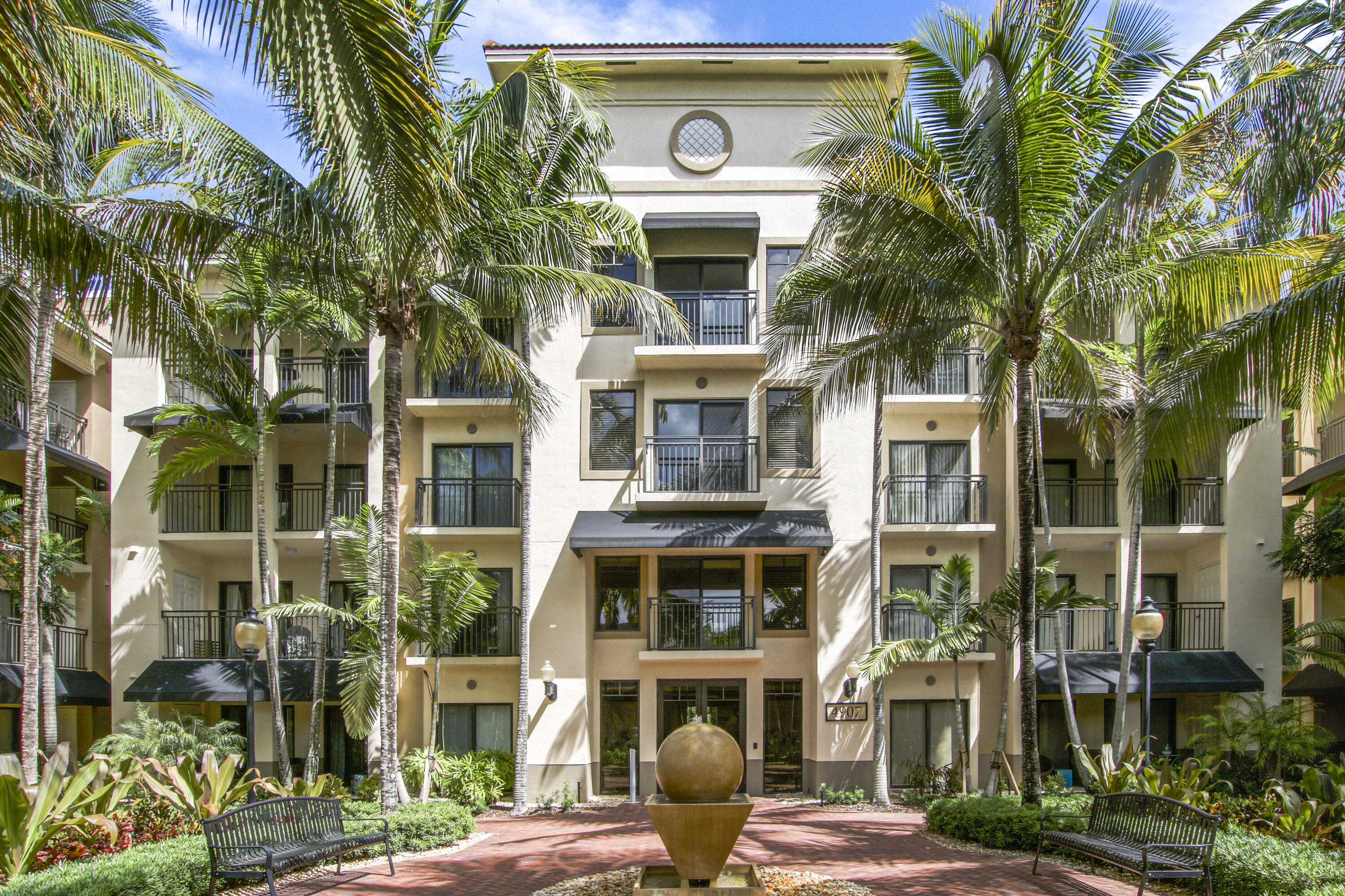 4907 Midtown Lane #1201