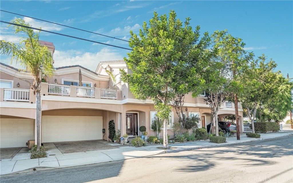 1009 Lilienthal Lane