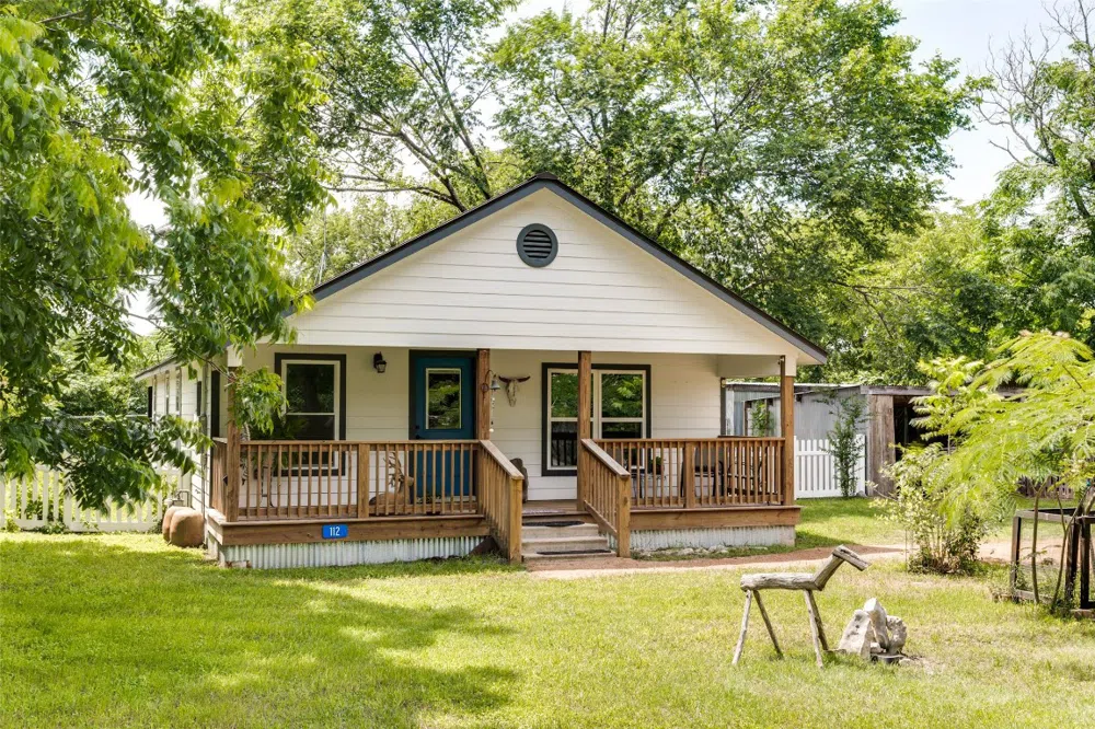 112 Railroad Street Buda, TX 78610