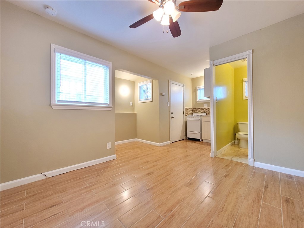 321 Manhattan Avenue