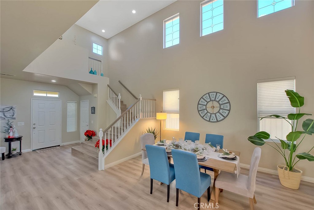 3231 Willow Hollow Road