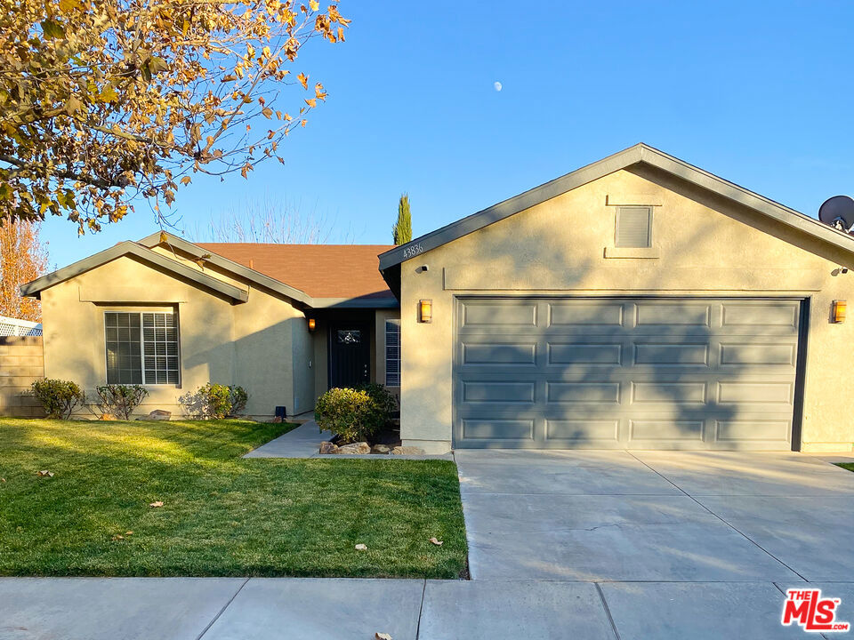 43836 Serenity Court Lancaster, CA 93535