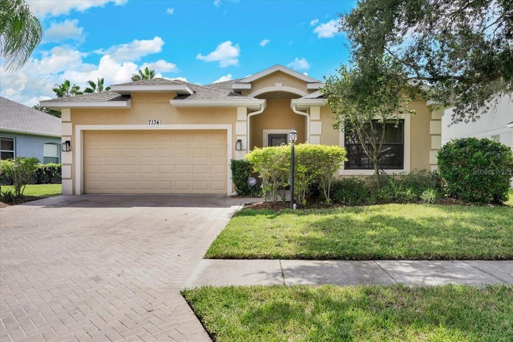 7134 SPIKERUSH COURT Lakewood Ranch, FL 34202