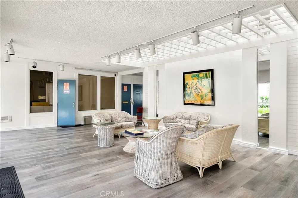 830 Camino Real #203 Redondo Beach, CA 90277
