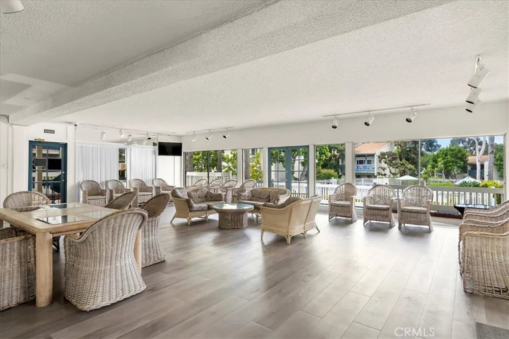 830 Camino Real #203 Redondo Beach, CA 90277