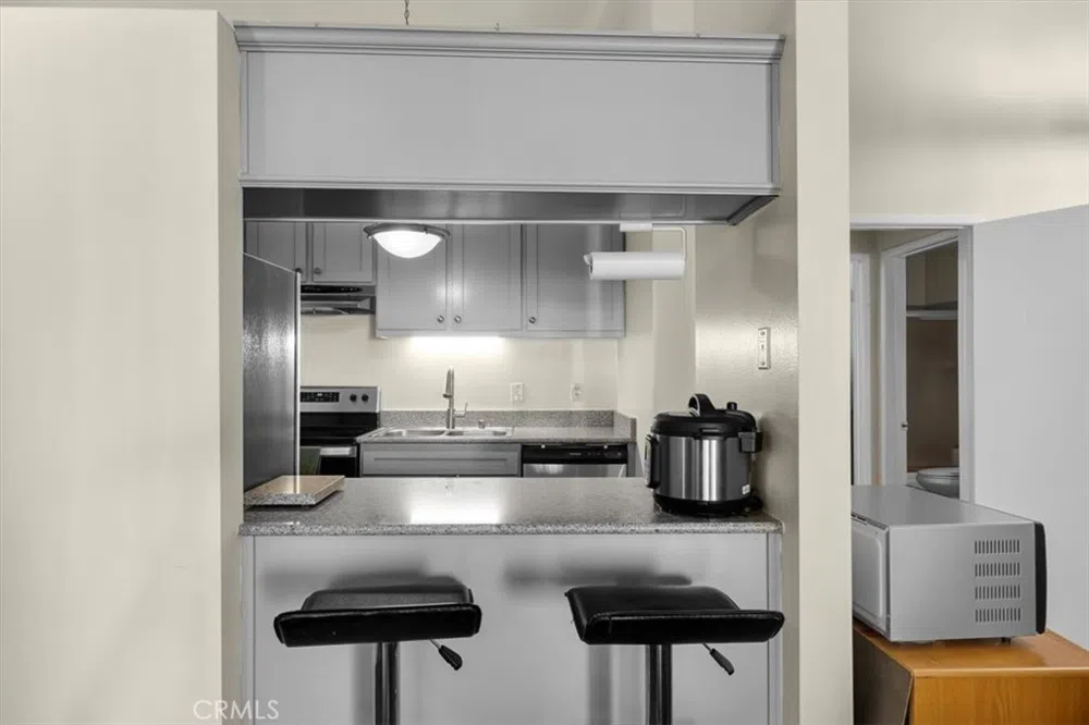 830 Camino Real #203 Redondo Beach, CA 90277