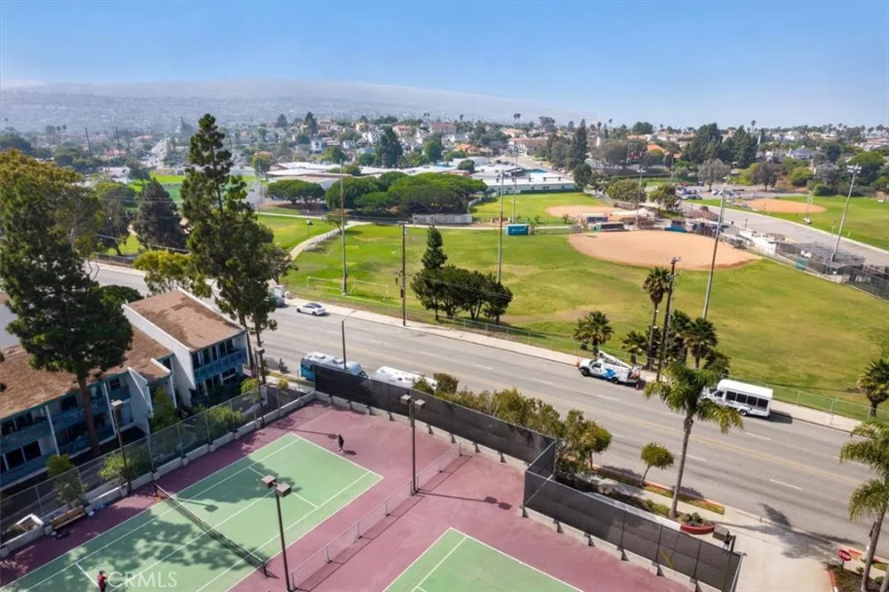 830 Camino Real #203 Redondo Beach, CA 90277
