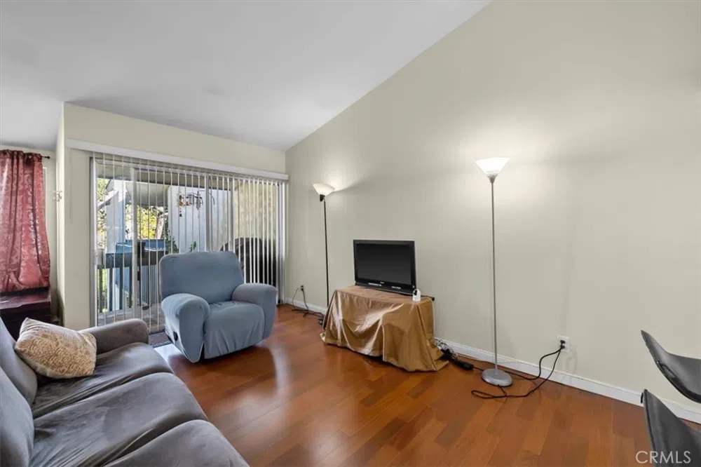 830 Camino Real #203 Redondo Beach, CA 90277