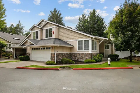 120 Newport Way NW #14