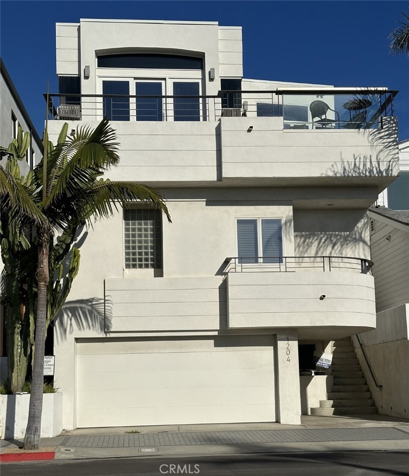 1204 Manhattan Avenue