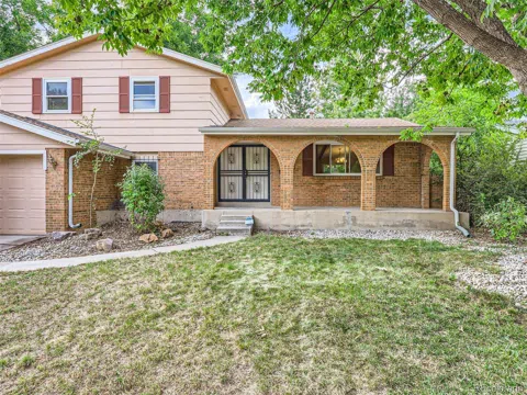 4463 E Maplewood Way