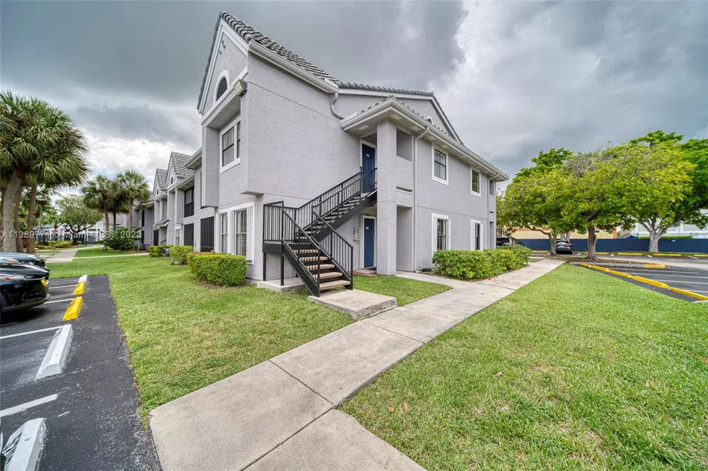 10371 SW 150th Pl #5208